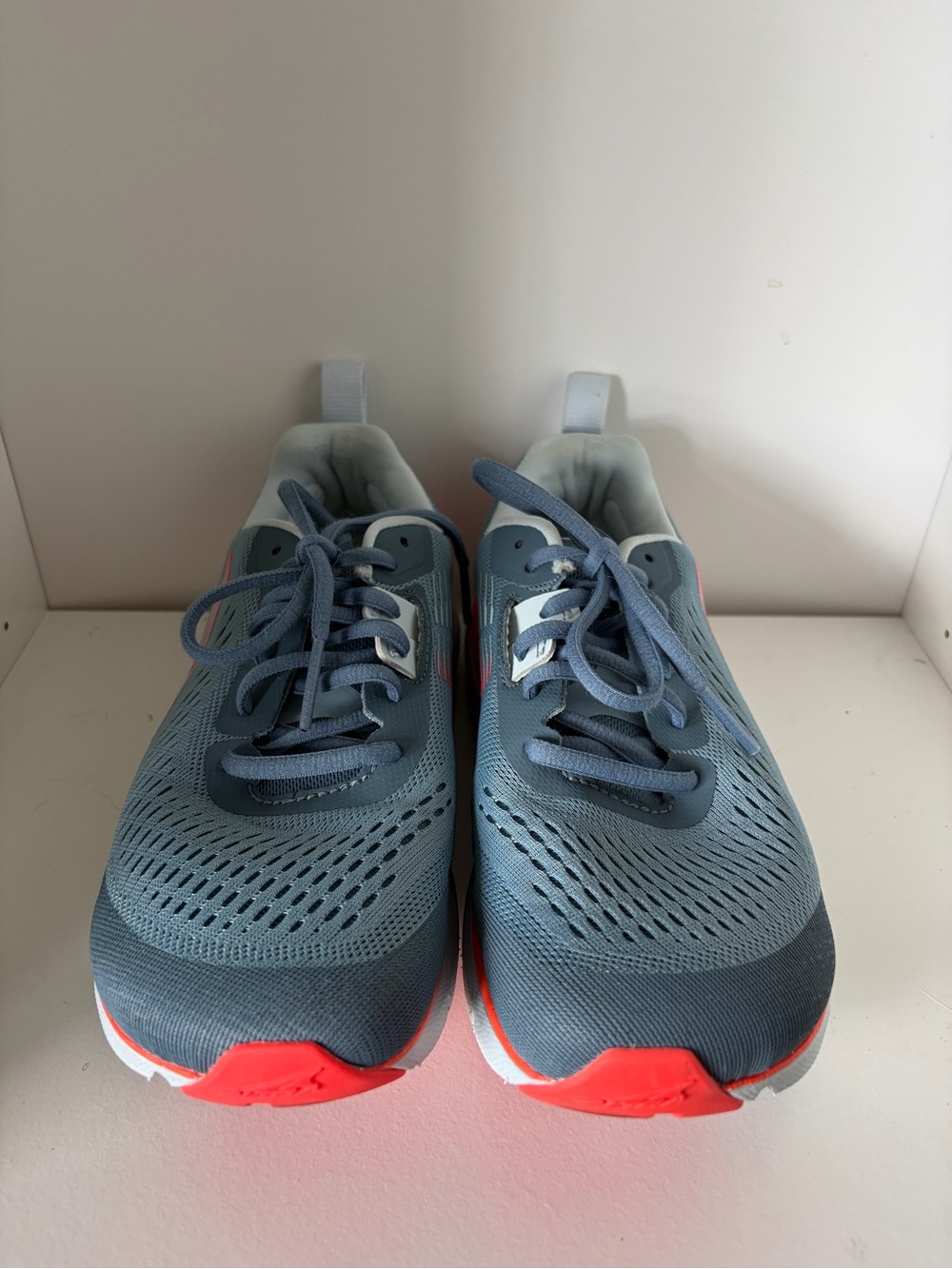 Altra Women's Provision 5 Road Running Shoe Size 6 - Picture 2 of 7